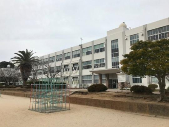  �����ێs���t�����w�Z:577m